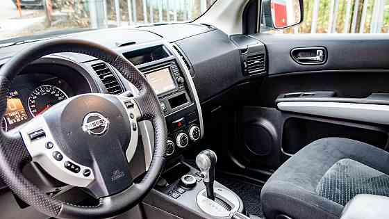 Продам Nissan X-Trail Новосибирск
