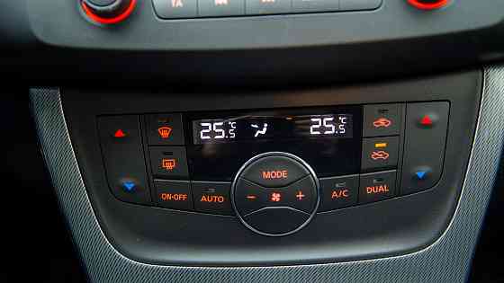 Продам Nissan Tiida Новосибирск