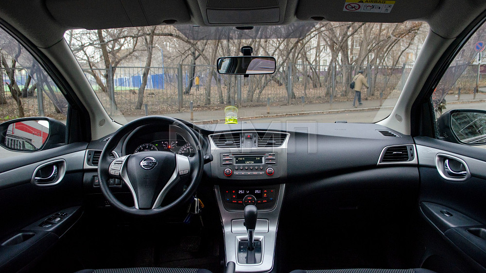 Продам Nissan Tiida Новосибирск - изображение 3