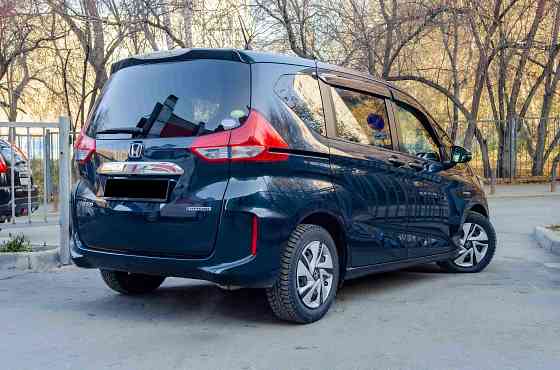 Продам Honda Freed Новосибирск