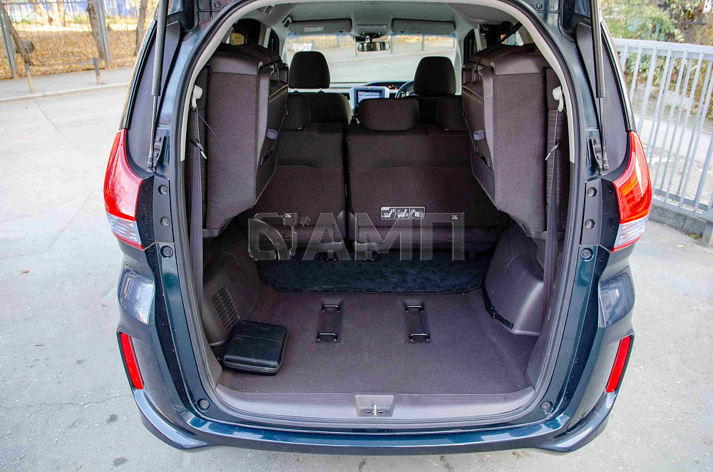 Продам Honda Freed Новосибирск - изображение 9