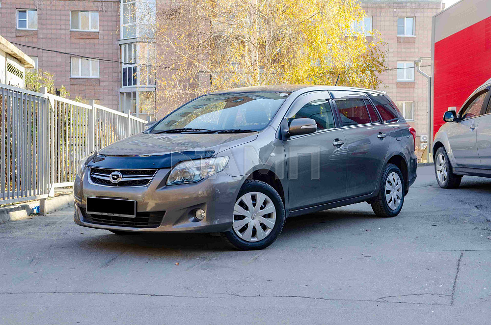 Продам Toyota Corolla Fielder Новосибирск - изображение 1