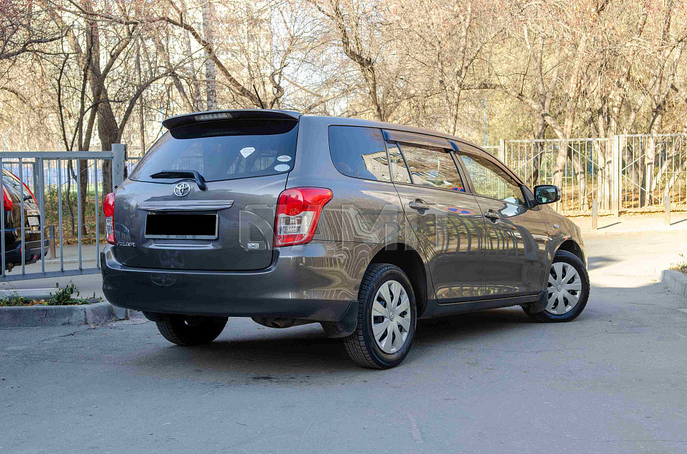 Продам Toyota Corolla Fielder Новосибирск - изображение 2