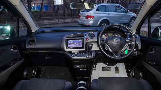 Продам Honda Stream Новосибирск