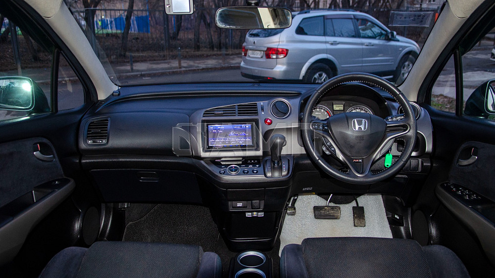 Продам Honda Stream Новосибирск - изображение 3