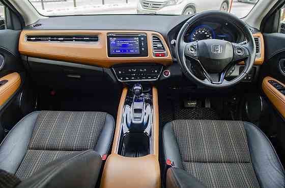 Продам Honda Vezel Новосибирск