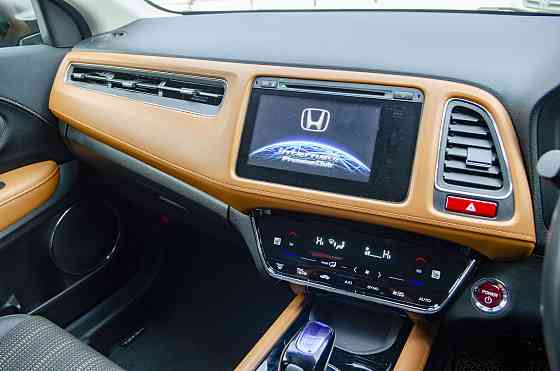 Продам Honda Vezel Новосибирск