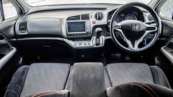 Продам Honda Stream Новосибирск