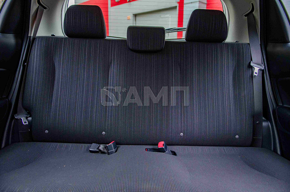 Продам Toyota Vitz Новосибирск - изображение 4