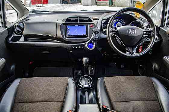 Продам Honda Fit Shuttle Новосибирск
