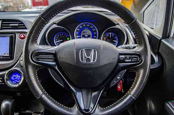 Продам Honda Fit Shuttle Новосибирск