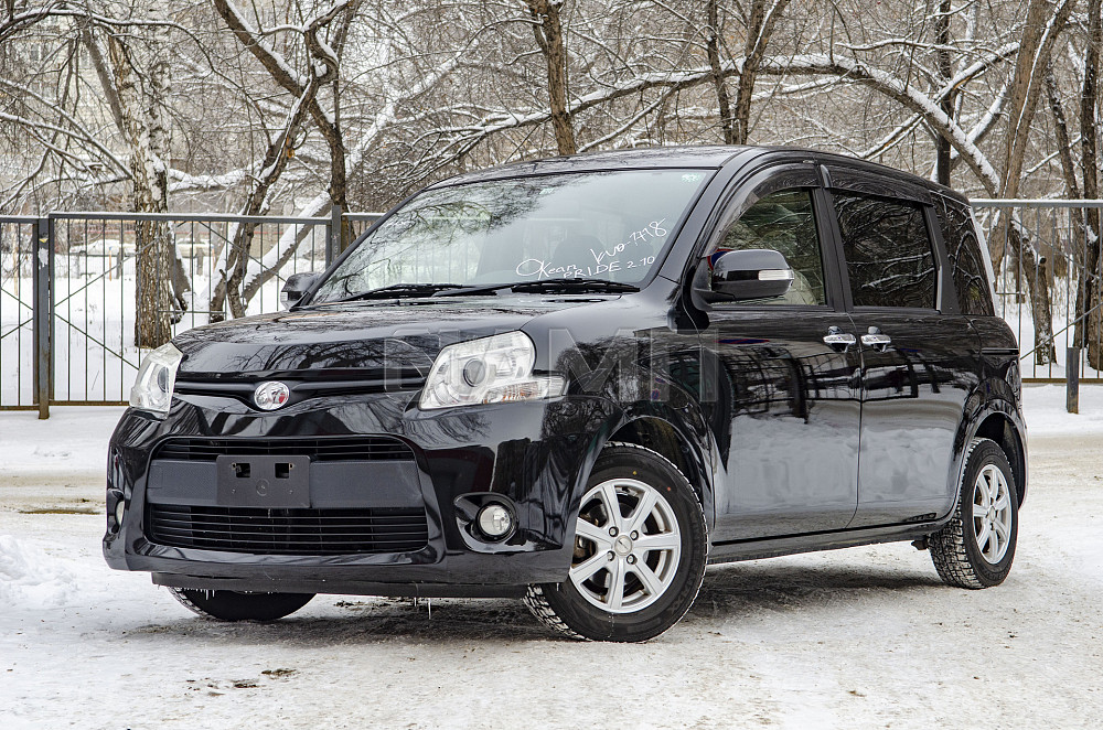 Продам Toyota Sienta Новосибирск - изображение 1