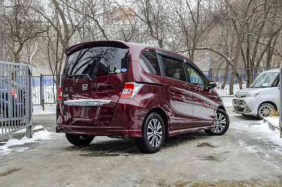 Продам Honda Freed Новосибирск