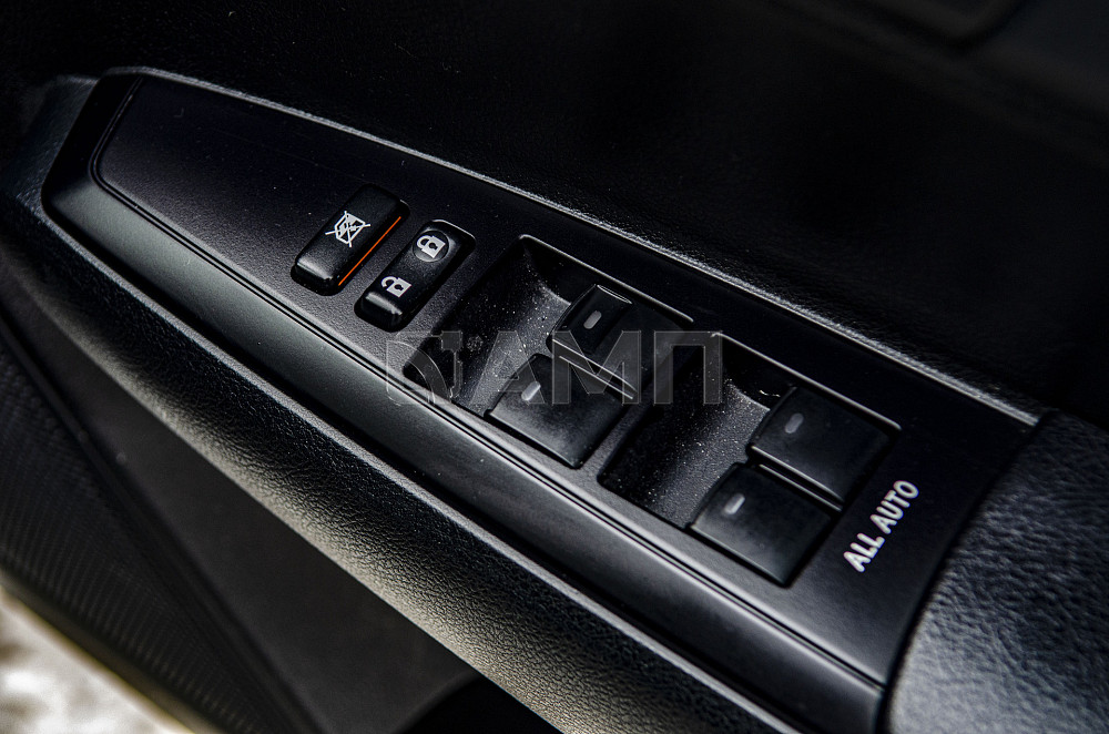 Продам Toyota Corolla Fielder Новосибирск - изображение 7