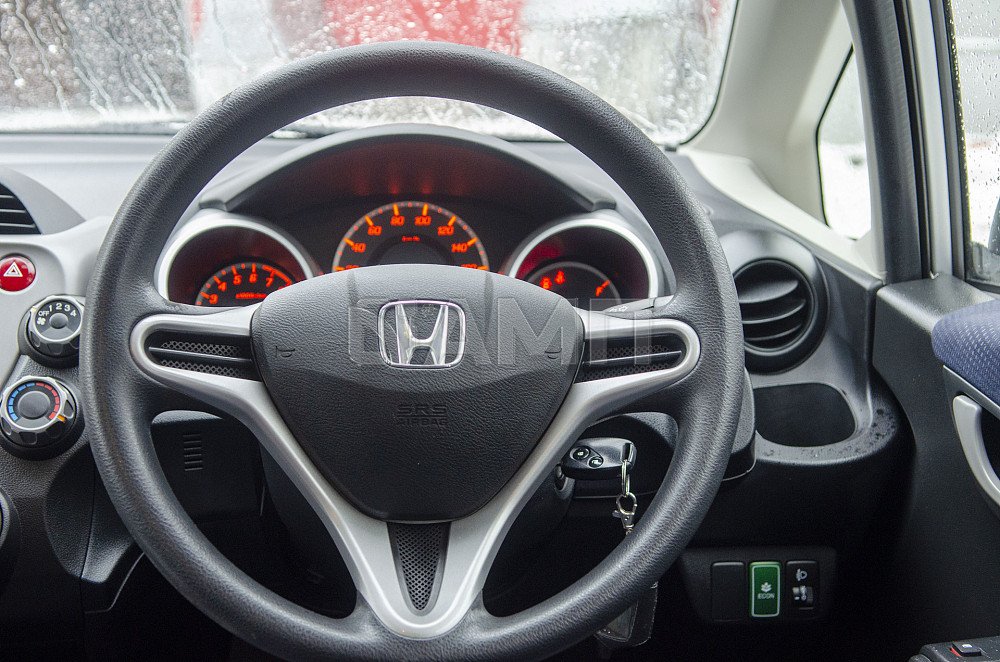Продам Honda Fit Новосибирск - изображение 4