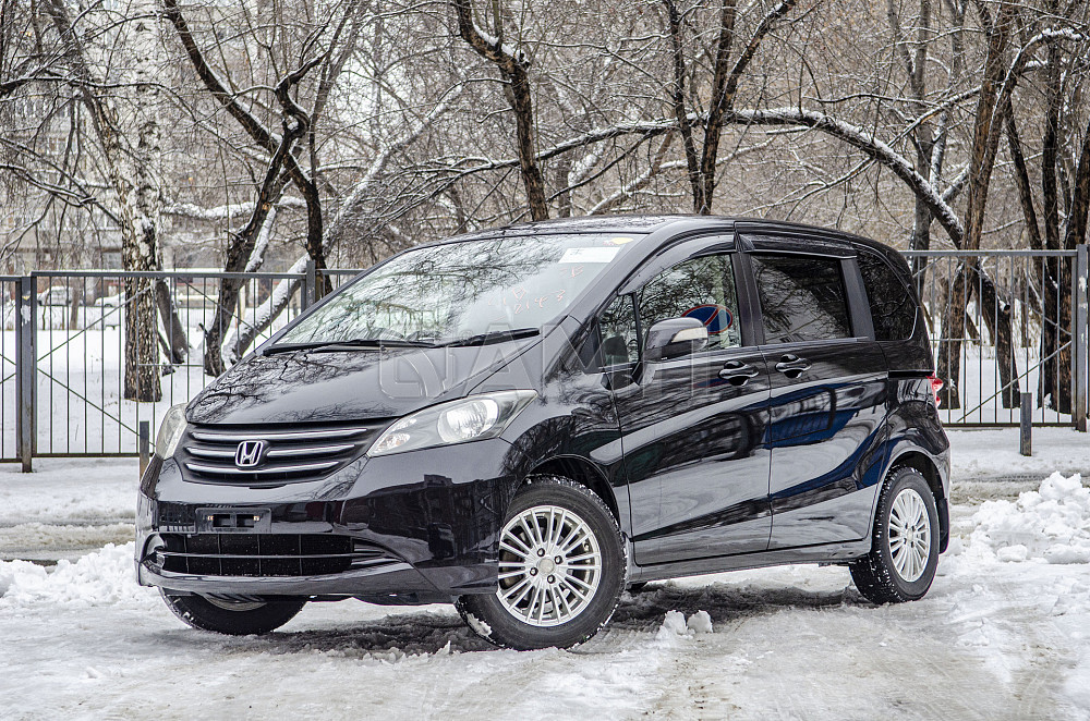 Продам Honda Freed Новосибирск - изображение 1