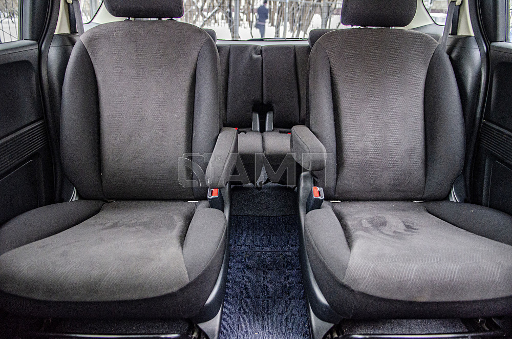 Продам Honda Freed Новосибирск - изображение 5