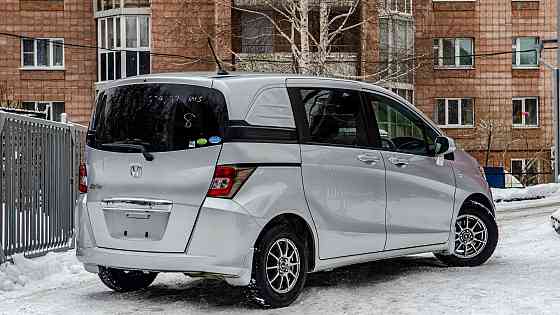 Продам Honda Freed Spike Новосибирск