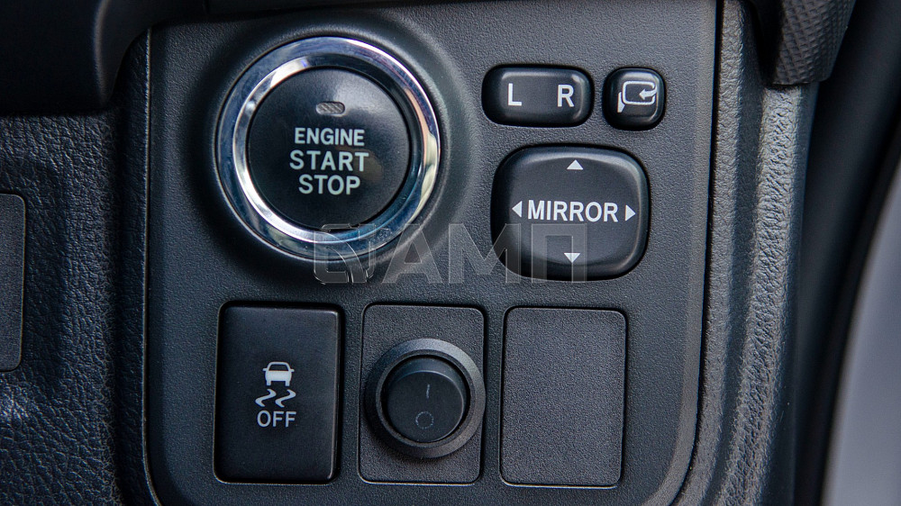 Продам Toyota Wish Новосибирск - изображение 6