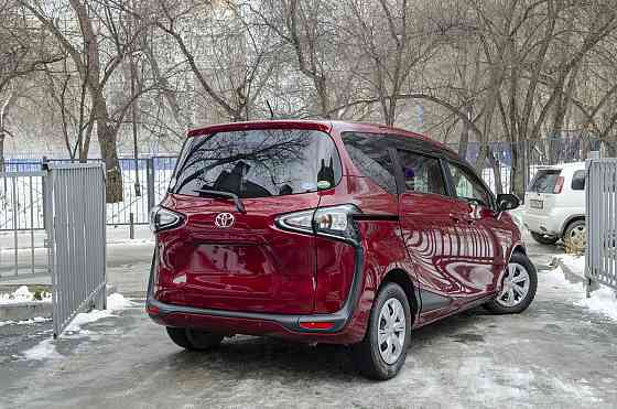 Продам Toyota Sienta Новосибирск