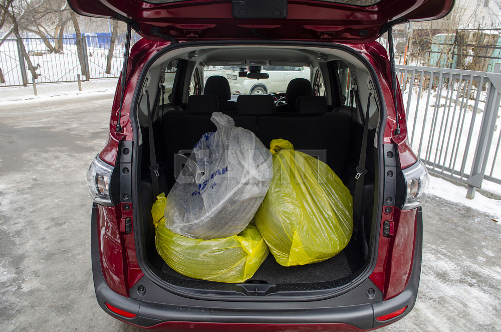 Продам Toyota Sienta Новосибирск - изображение 8