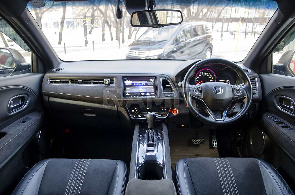 Продам Honda Vezel Новосибирск - изображение 3