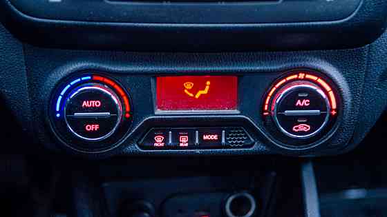 Продам Kia Rio Новосибирск