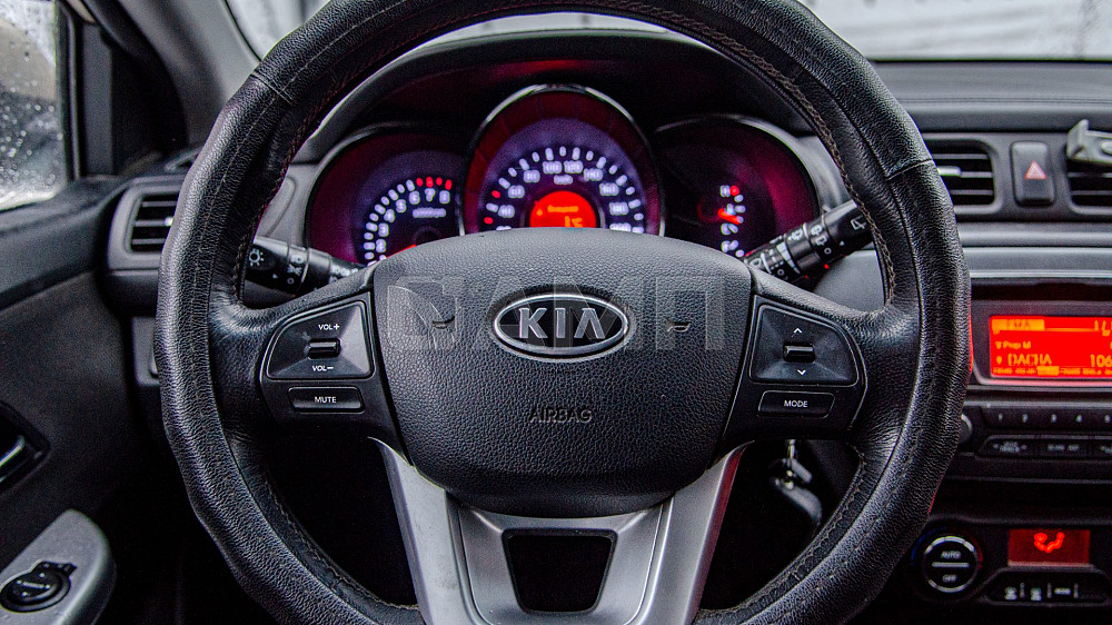 Продам Kia Rio Новосибирск - изображение 7