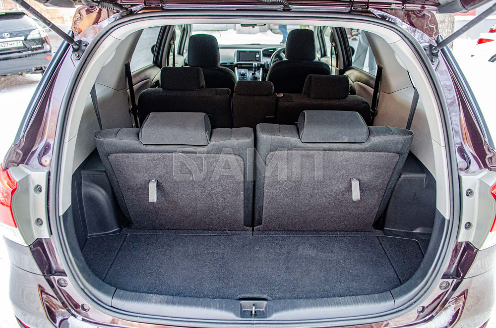 Продам Toyota Wish Новосибирск - изображение 5