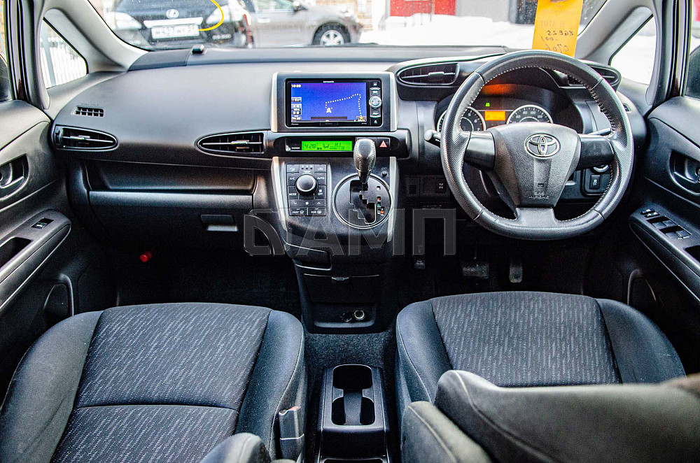 Продам Toyota Wish Новосибирск - изображение 6
