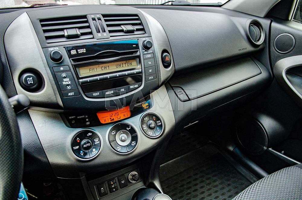 Продам Toyota RAV4 Новосибирск - изображение 8