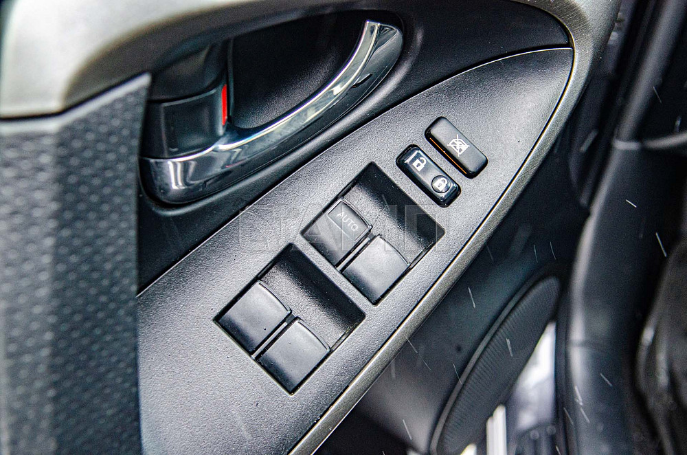 Продам Toyota RAV4 Новосибирск - изображение 10