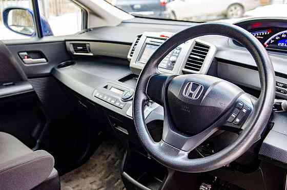 Продам Honda Freed Новосибирск