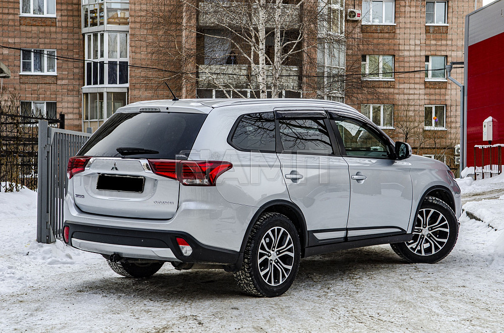 Продам Mitsubishi Outlander Новосибирск - изображение 2