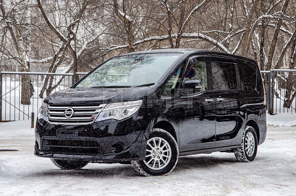 Продам Nissan Serena Новосибирск - изображение 1