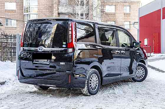 Продам Toyota Esquire Новосибирск