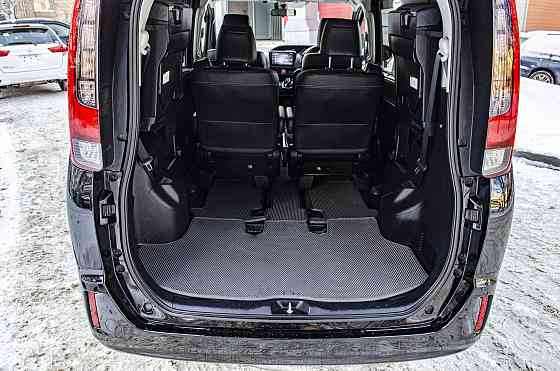 Продам Toyota Esquire Новосибирск