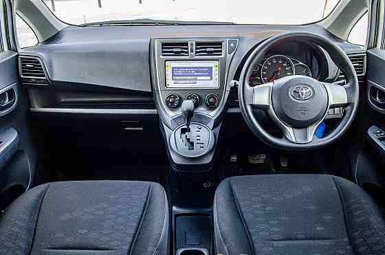 Продам Toyota Ractis Новосибирск