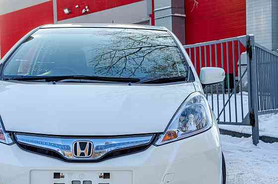 Продам Honda Fit Новосибирск