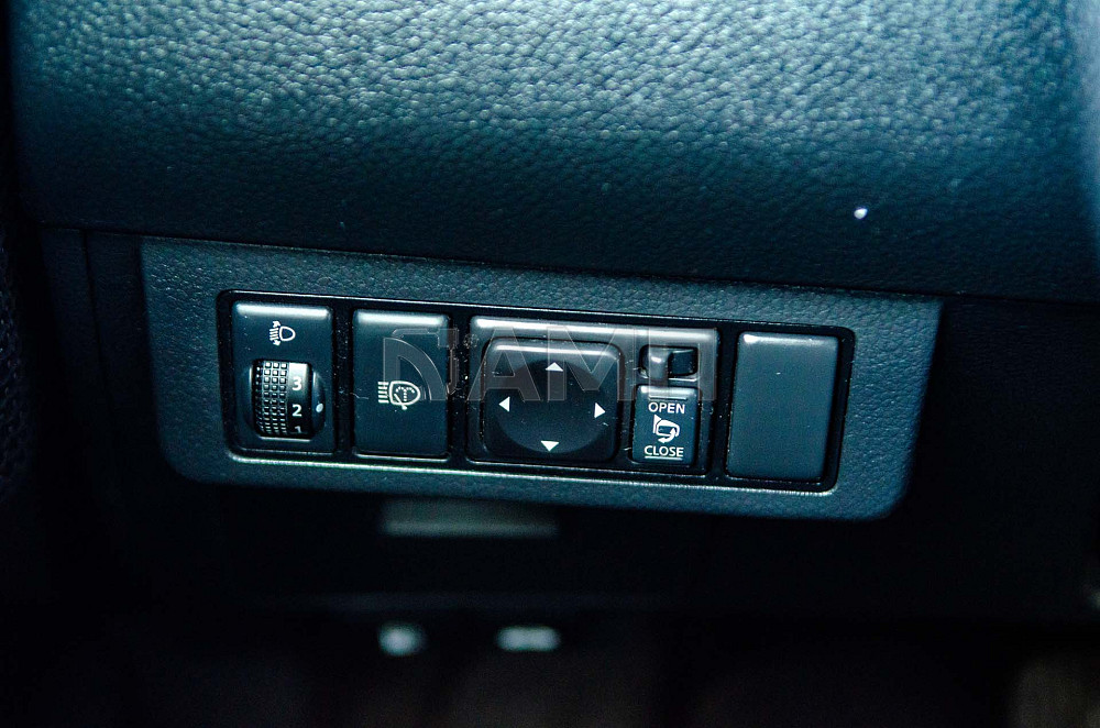 Продам Nissan Tiida Новосибирск - изображение 10