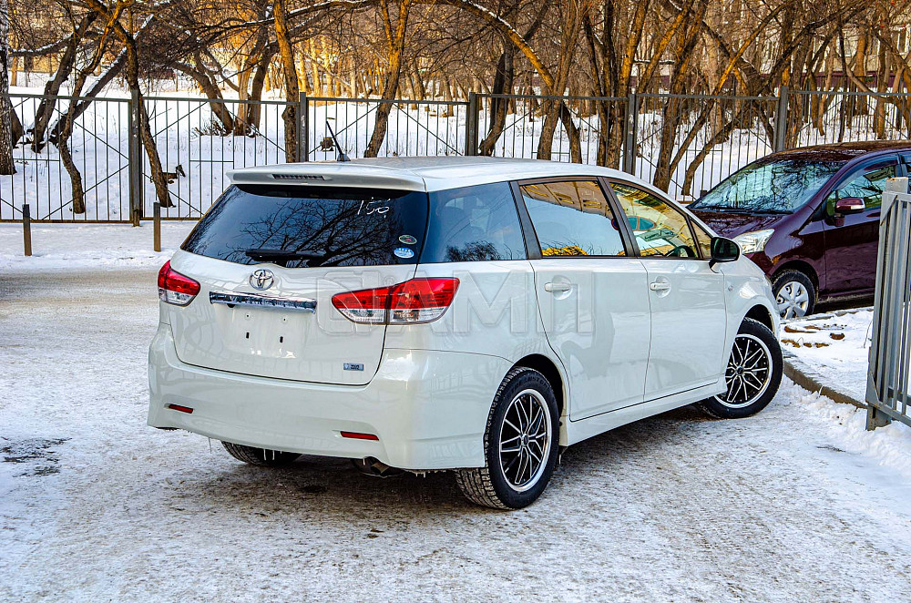 Продам Toyota Wish Новосибирск - изображение 2