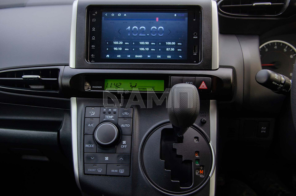 Продам Toyota Wish Новосибирск - изображение 9