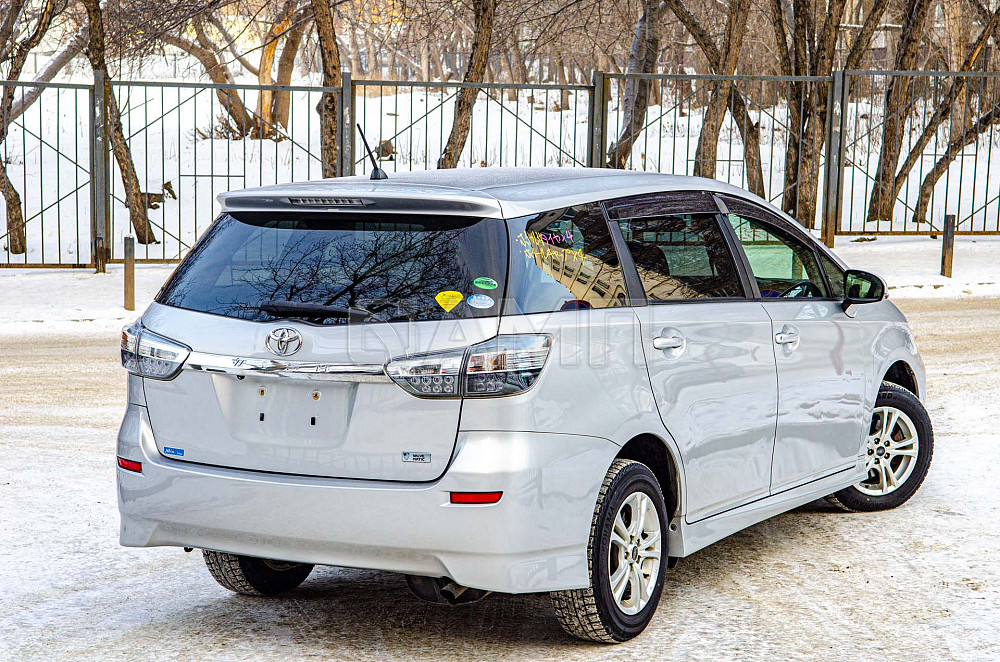 Продам Toyota Wish Новосибирск - изображение 2