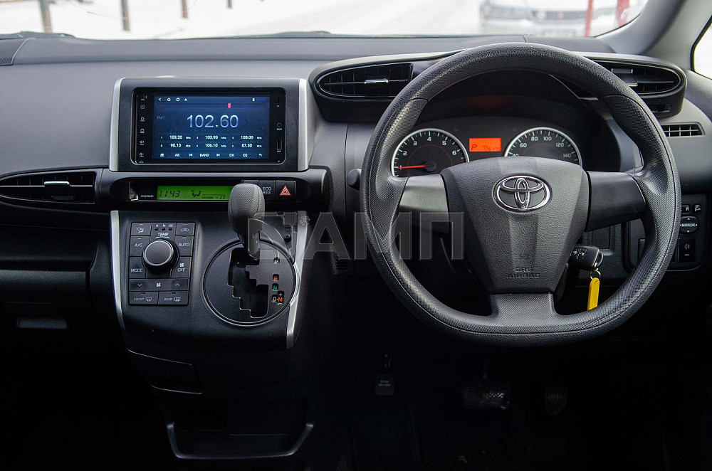 Продам Toyota Wish Новосибирск - изображение 6
