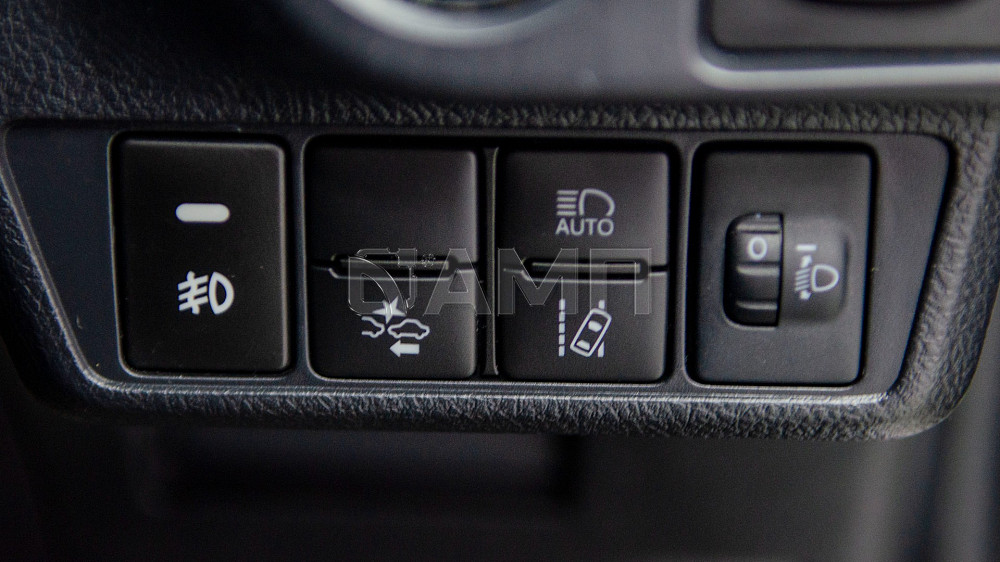 Продам Toyota Corolla Fielder Новосибирск - изображение 10