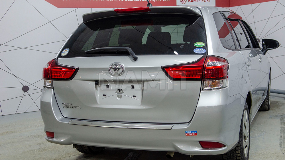 Продам Toyota Corolla Fielder Новосибирск - изображение 2
