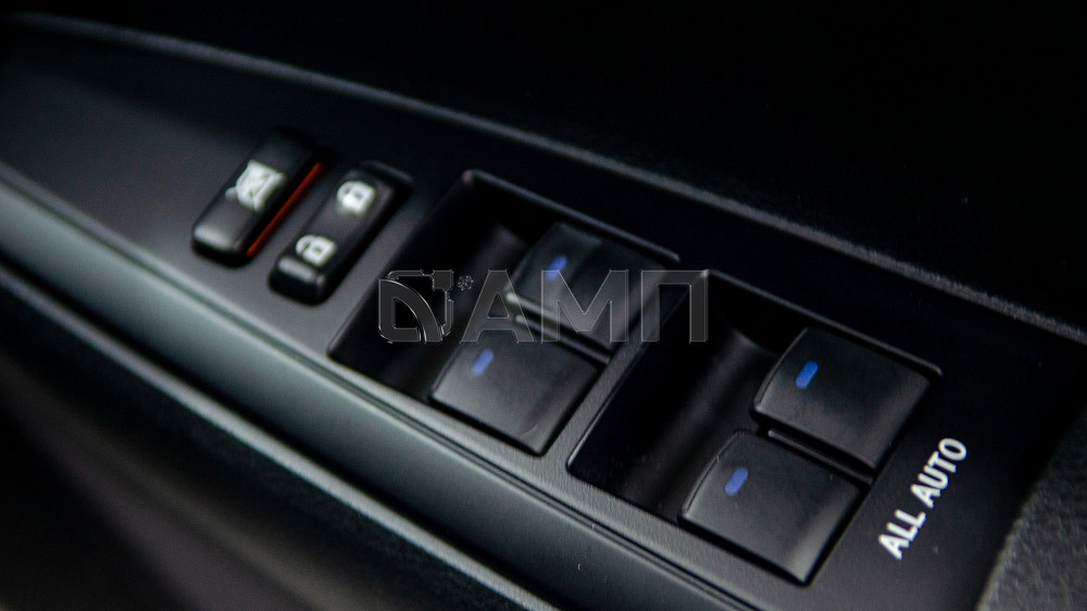 Продам Toyota Corolla Fielder Новосибирск - изображение 9