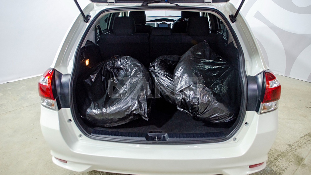 Продам Toyota Corolla Fielder Новосибирск - изображение 6