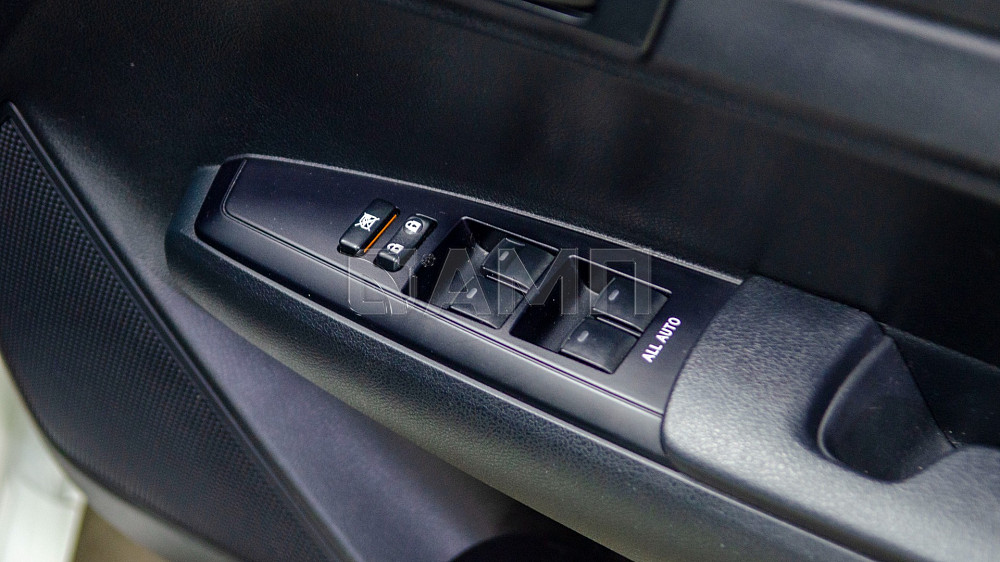 Продам Toyota Corolla Fielder Новосибирск - изображение 7