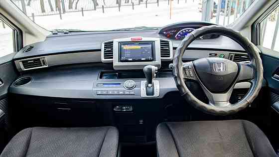 Продам Honda Freed Новосибирск